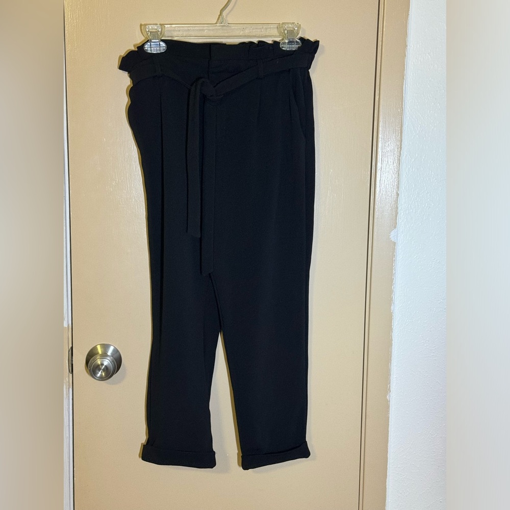 Women’s Dress Capris